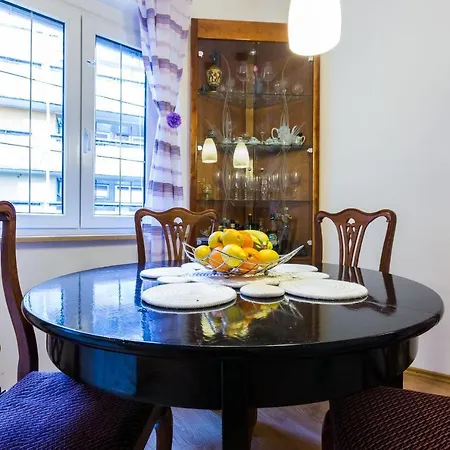 Anna Apartment